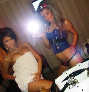 Meet local singles like Alyssa from Wisconsin who want to fuck tonight