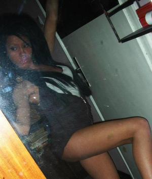 Stephanie from Minnesota is interested in nsa sex with a nice, young man