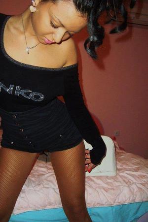Elise from Pennsylvania is interested in nsa sex with a nice, young man