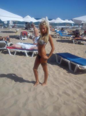 Kathlene is a cheater looking for a guy like you!
